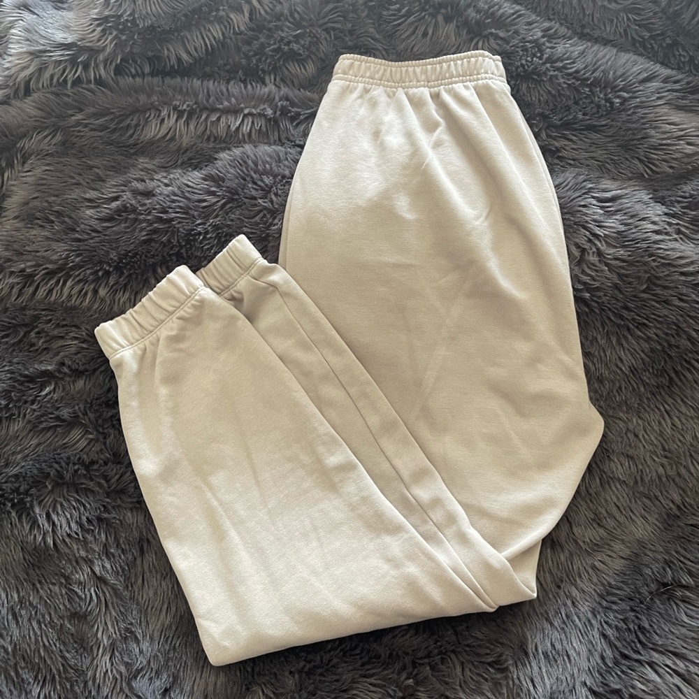 Whitney Simmons x Gymshark joggers